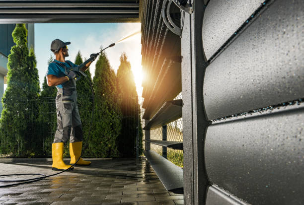 Best Deck and Patio Pressure Washing in Sturtevant, WI
